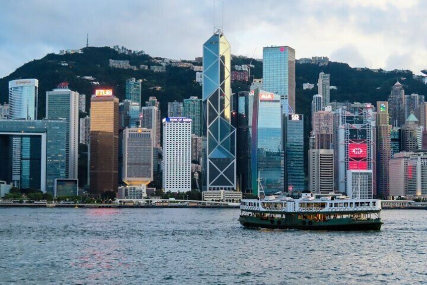 Hong Kong Like a Local: Customized Private Tour