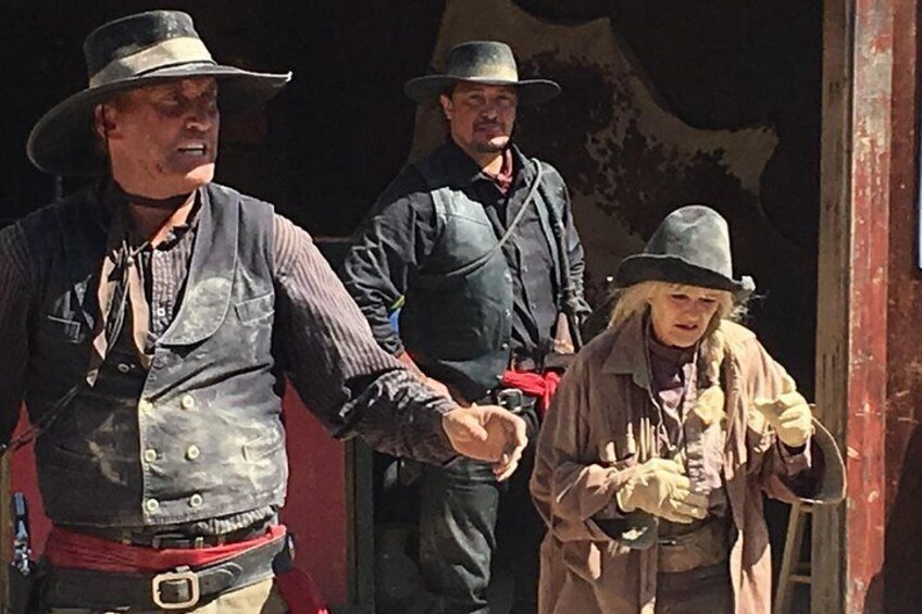 Gunfight Show Old Tombstone