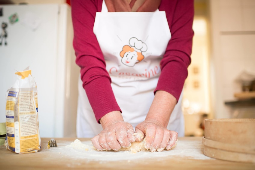 Pasta-making class at a Cesarina's home with tasting Bergamo