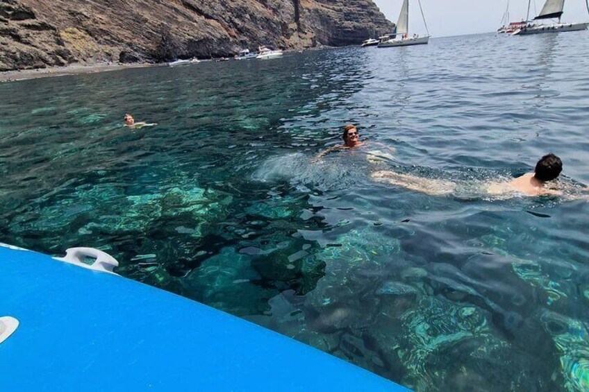 SEA SAFARI. to Masca, Dolphins, Whales, snorkeling, snack, drink, 3h speedboat