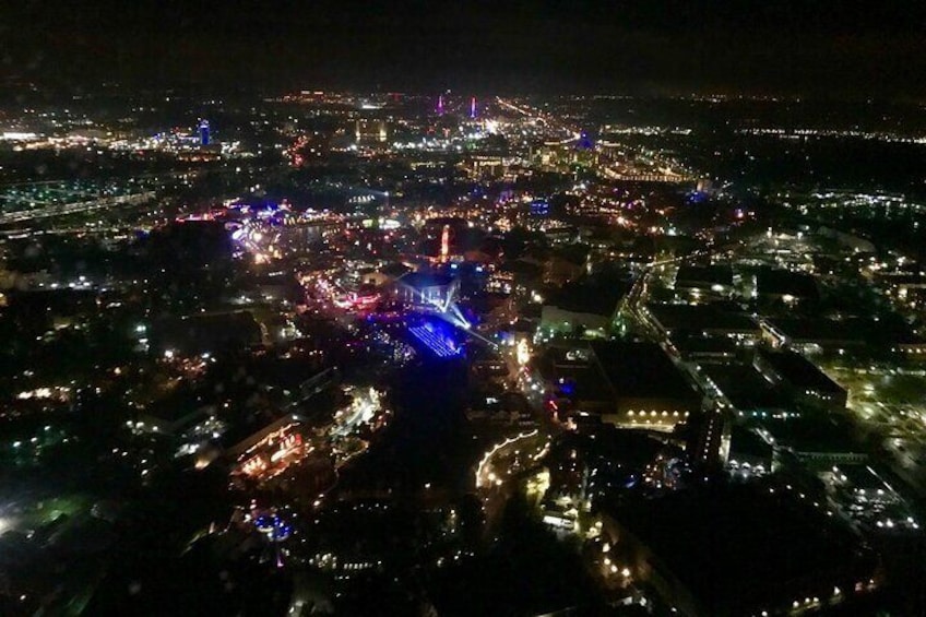 Private Helicopter After-hours Tour: Orlando Parks (31or48 miles)