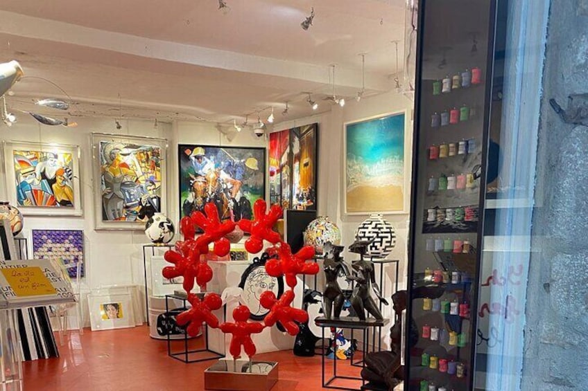 many art galleries in Saint Paul de Vence