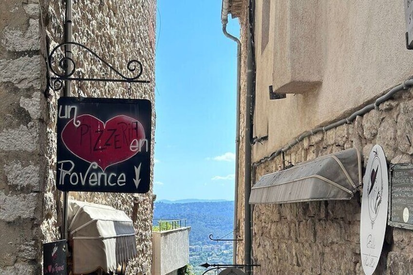 Cannes, Grasse, Gourdon, & Saint-Paul-de-Vence /Day Trip