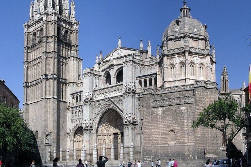 Toledo Half Day Tour with Cathedral Tickets Included
