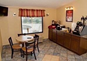 Breakfast area