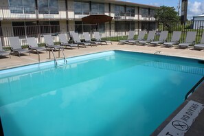 Utomhuspool