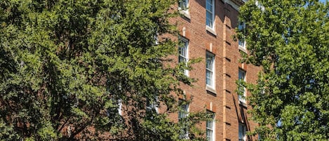 Overnatningsstedets facade