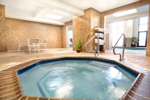 Indoor spa tub