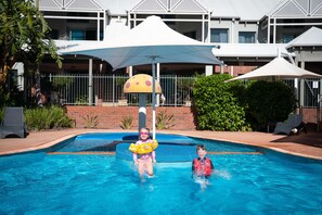 Piscina externa