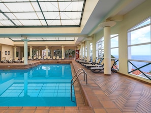 Piscina coperta/all'aperto