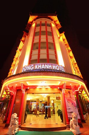 Front of property – evening/night