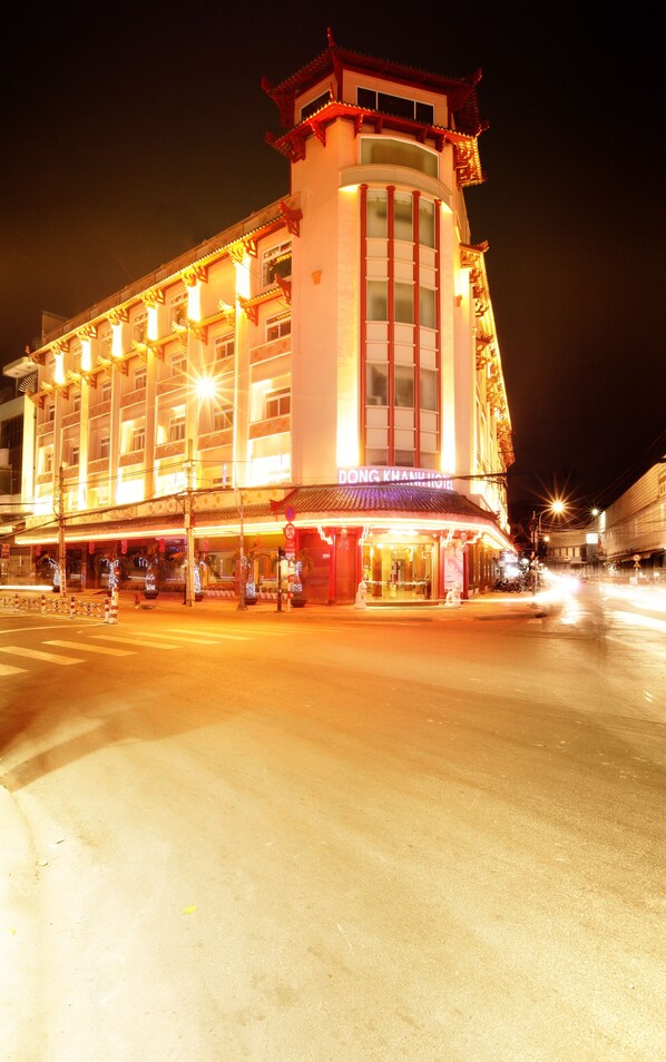 Front of property – evening/night