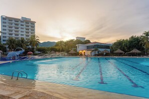 Piscine extérieure