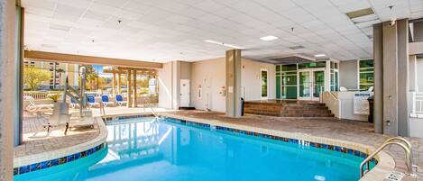 Indoor/outdoor pool