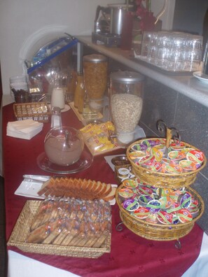 Breakfast area