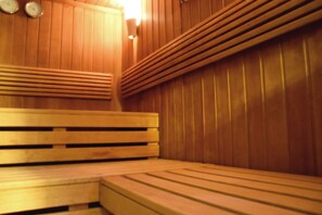 Private spa tub