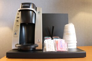 Kaffee und/oder Kaffeemaschine