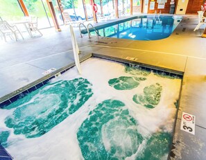 Indoor spa tub