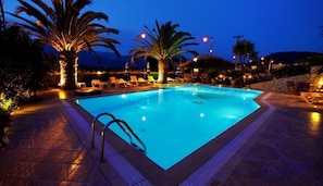 Udendørs pool