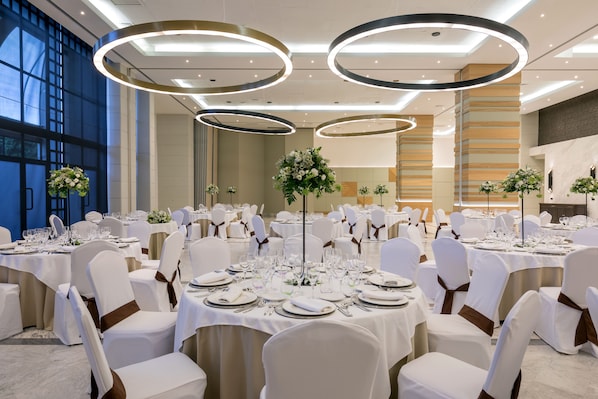 Banquet hall