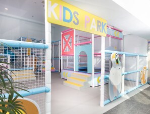 Children’s play area – indoor