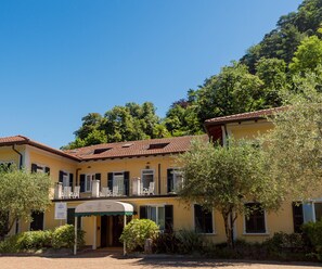 Fachada da propriedade
