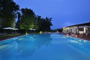 Piscina externa