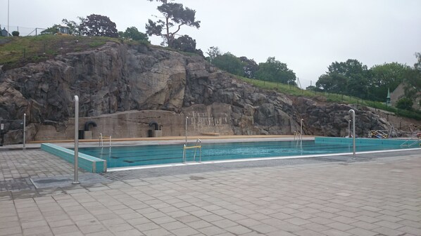 Alberca al aire libre