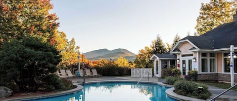 Piscine extérieure