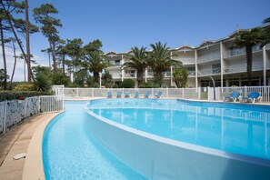Piscina exterior