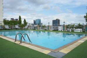 Piscina all'aperto