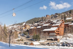 Esterni