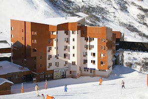 Skidåkning och snöaktiviteter