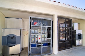 Vending machine