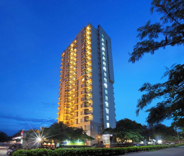 Front of property – evening/night