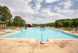 Utomhuspool