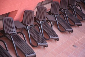 Sundeck