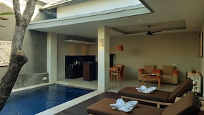Sun deck