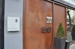 Overnatningsstedets facade