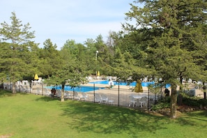 Utomhuspool
