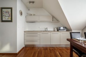 Private kitchenette