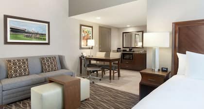 Embassy Suites Saratoga Springs