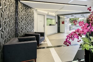 Sittområde i lobbyn