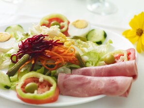 Breakfast meal