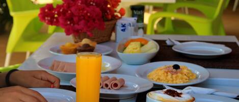 Repas de petit-déjeuner