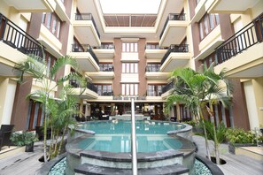Udendørs pool