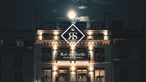 Front of property – evening/night