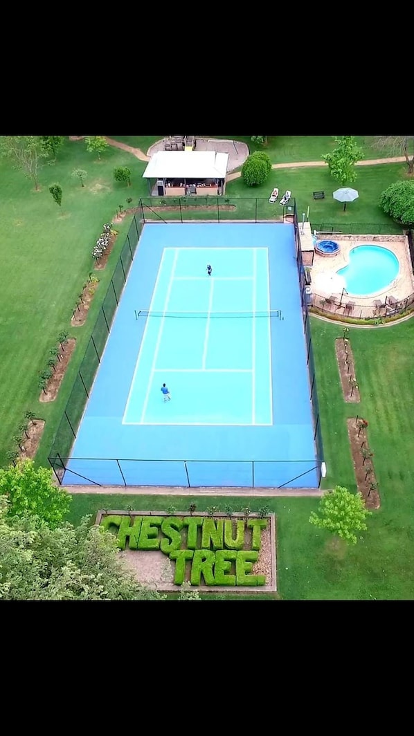 Private pool