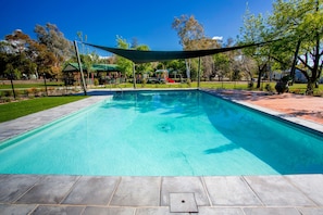 Utomhuspool
