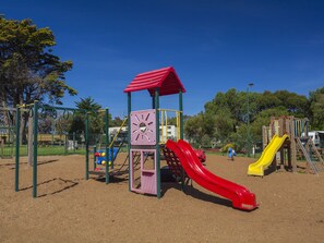Children’s play area – outdoor